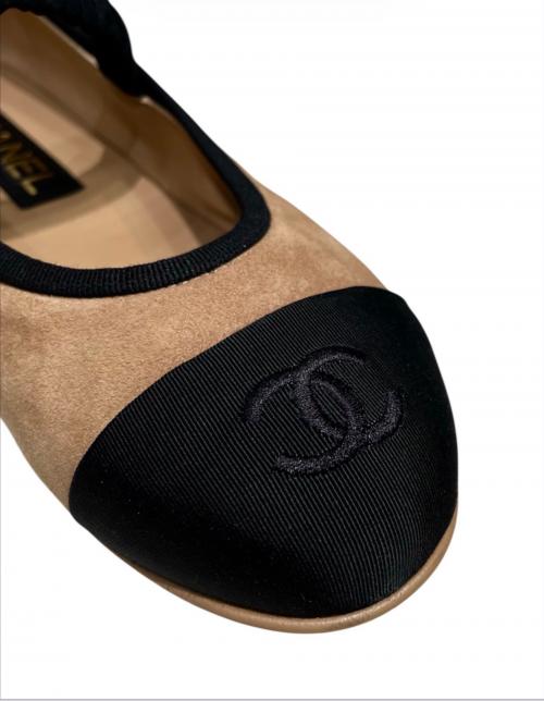 CHANEL（シャネル）CHANEL (シャネル) メリージェーン/フラットパンプス ベージュ×ブラック サイズ:37 1/2の古着・服飾アイテム