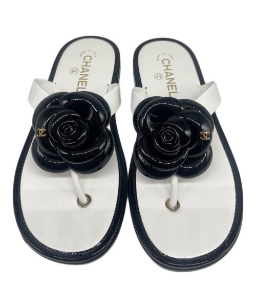 CHANEL（シャネル）CHANEL (シャネル) カメリアトングサンダル ホワイト サイズ:38Cの古着・服飾アイテム
