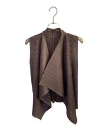 PLEATS PLEASE（プリーツプリーズ）の古着「プリーツベスト」｜ブラウン