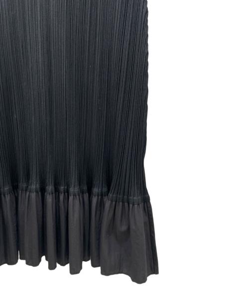 PLEATS PLEASE（プリーツプリーズ）PLEATS PLEASE (プリーツプリーズ) 裾フリルプリーツワンピース ブラック サイズ:4の古着・服飾アイテム