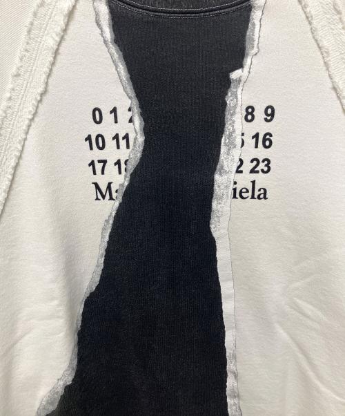 Maison Margiela（メゾンマルジェラ）Maison Margiela (メゾンマルジェラ) カレンダーロゴクルーネックスウェット ホワイト サイズ:44の古着・服飾アイテム
