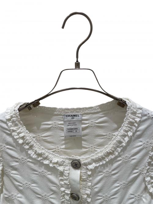CHANEL（シャネル）CHANEL (シャネル) ココボタンフリルカーディガン ホワイト サイズ:34の古着・服飾アイテム
