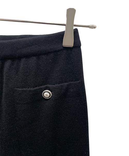 CHANEL（シャネル）CHANEL (シャネル) P62 ココボタンニットワイドパンツ ブラック サイズ:34の古着・服飾アイテム