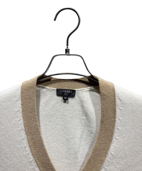 CHANEL（シャネル）CHANEL (シャネル) ニットカーディガン P57064K07433 ベージュ サイズ:34の古着・服飾アイテム