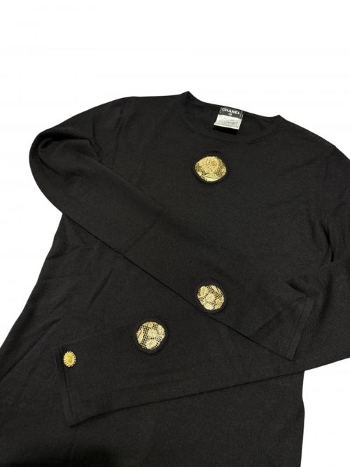 CHANEL（シャネル）CHANEL (シャネル) メダリオンニット/P33518K00881 ブラック サイズ:34の古着・服飾アイテム
