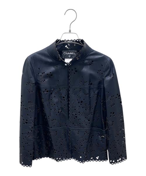 CHANEL（シャネル）CHANEL (シャネル) P39 カッティングレザージャケット ブラック サイズ:34の古着・服飾アイテム