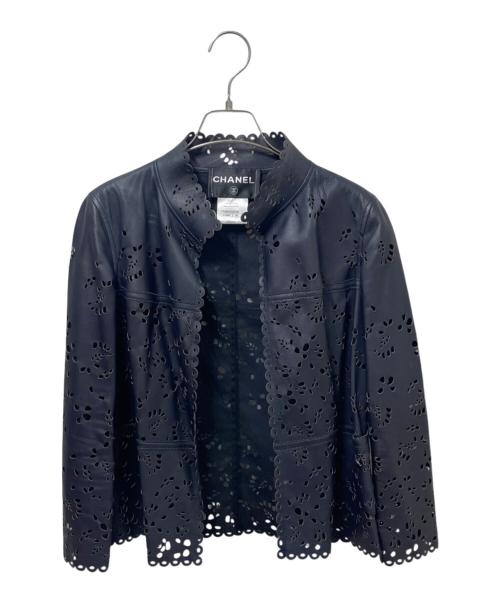 CHANEL（シャネル）CHANEL (シャネル) P39 カッティングレザージャケット ブラック サイズ:34の古着・服飾アイテム