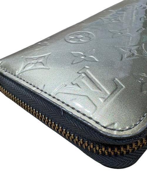 LOUIS VUITTON（ルイ ヴィトン）LOUIS VUITTON (ルイ ヴィトン) ラウンドファスナー財布/ジッピーウォレット/ヴェルニ シャンパーニュメタリゼの古着・服飾アイテム