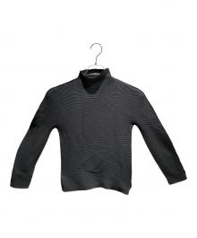 me ISSEY MIYAKE（ミーイッセイ ミヤケ）の古着「ハイネックワッフルプリーツ長袖カットソー」｜ブラック