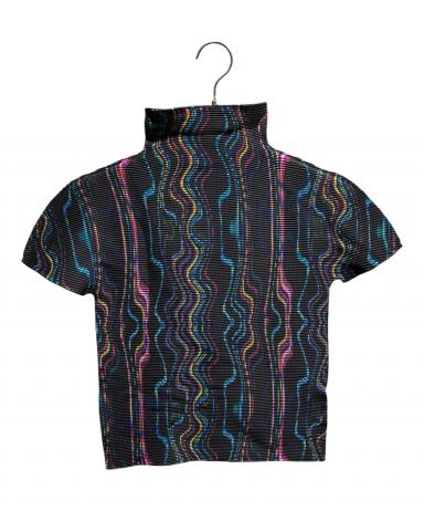 me by イッセイミヤケ　半袖トップス 黒 ISSEY MIYAKE - ISSEYMIYAKE(イッセイミヤケ) 半袖カットソー サイズ2