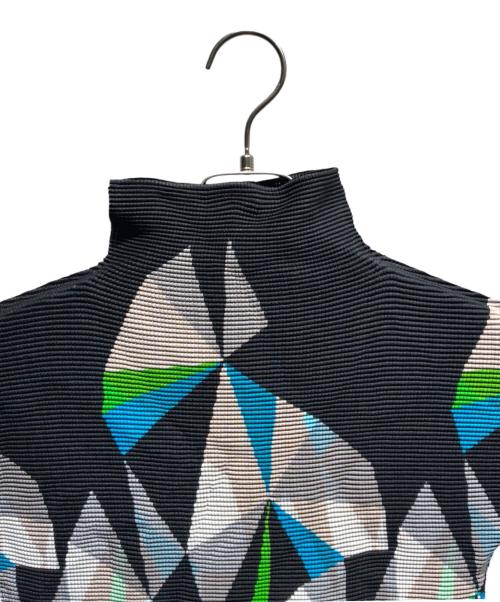 me ISSEY MIYAKE（ミーイッセイ ミヤケ）me ISSEY MIYAKE (ミーイッセイ ミヤケ) ハイネック半袖カットソー スカイブルー サイズ:-の古着・服飾アイテム