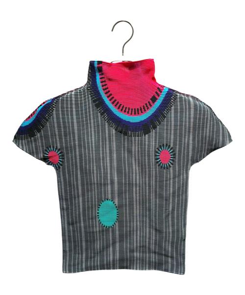 me ISSEY MIYAKE（ミーイッセイ ミヤケ）me ISSEY MIYAKE (ミーイッセイ ミヤケ) ハイネック半袖カットソー グレー サイズ:Freeの古着・服飾アイテム