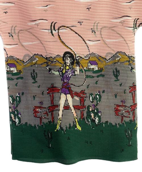 me ISSEY MIYAKE（ミーイッセイ ミヤケ）me ISSEY MIYAKE (ミーイッセイ ミヤケ) ハイネック半袖カットソー ピンク サイズ:FREEの古着・服飾アイテム