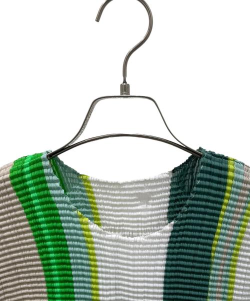 ISSEY MIYAKE（イッセイミヤケ）ISSEY MIYAKE (イッセイミヤケ) 半袖カットソー ホワイト サイズ:2の古着・服飾アイテム