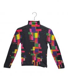 me ISSEY MIYAKE（ミーイッセイ ミヤケ）の古着「ハイネックロングスリーブカットソー」｜ブラック