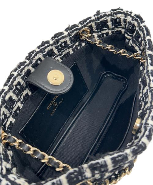CHANEL（シャネル）CHANEL (シャネル) Chain Tweed Bag/チェーンツイードバッグ ブラック×ホワイトの古着・服飾アイテム