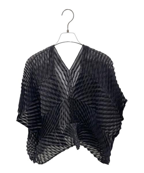 me ISSEY MIYAKE（ミーイッセイ ミヤケ）me ISSEY MIYAKE (ミーイッセイ ミヤケ) プリーツボレロ ブラック サイズ:-の古着・服飾アイテム