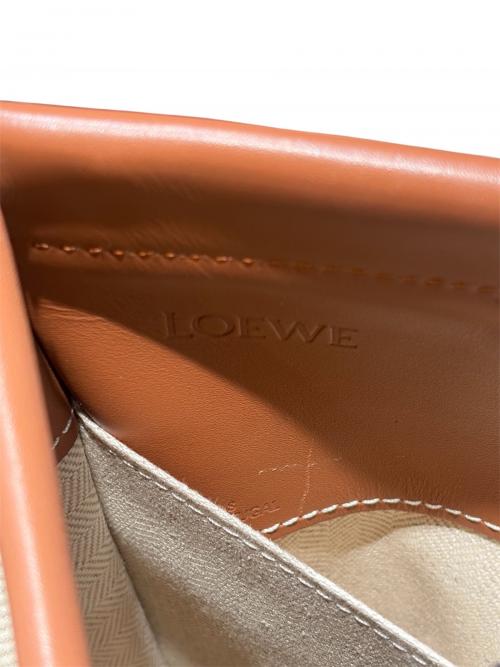 LOEWE（ロエベ）LOEWE (ロエベ) クッショントート ミディアムの古着・服飾アイテム
