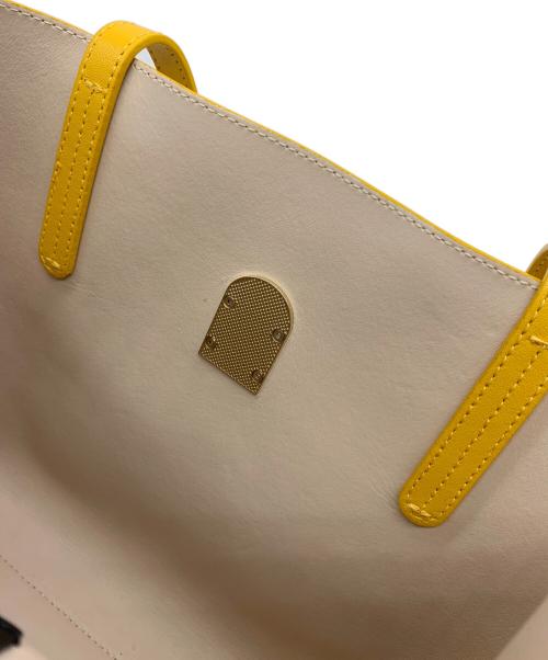FURLA（フルラ）FURLA (フルラ) トートバッグ イエローの古着・服飾アイテム