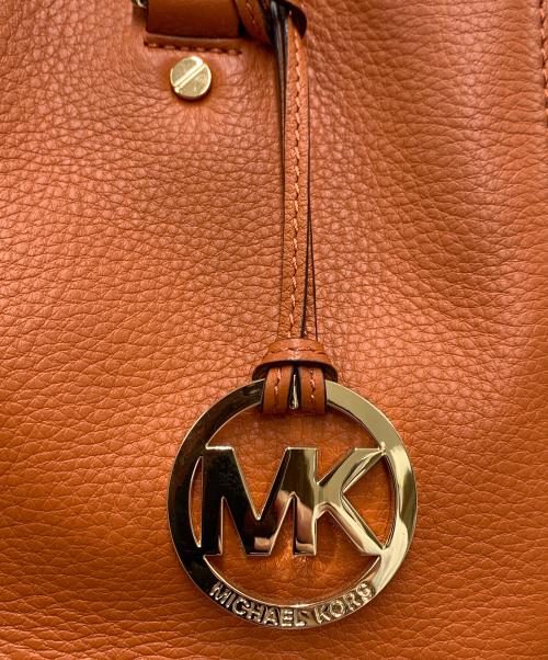 MICHAEL KORS（マイケル・コース）MICHAEL KORS (マイケル・コース) 2WAYショルダーバッグ オレンジの古着・服飾アイテム