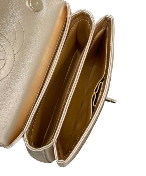 CHANEL（シャネル）CHANEL (シャネル) トップハンドル フラップ バッグ シャンパンゴールドの古着・服飾アイテム