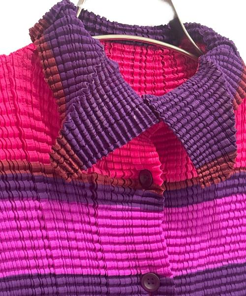 ISSEY MIYAKE（イッセイミヤケ）ISSEY MIYAKE (イッセイミヤケ) ボーダーグラデーション プリーツシャツ パープル サイズ:2の古着・服飾アイテム