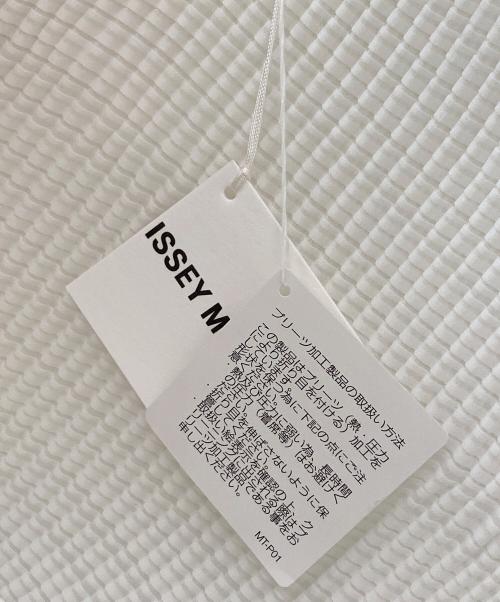 me ISSEY MIYAKE（ミーイッセイ ミヤケ）me ISSEY MIYAKE (ミーイッセイ ミヤケ) プリーツカットソー ホワイト サイズ:2の古着・服飾アイテム