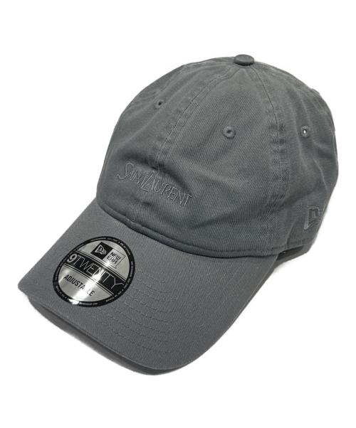 Saint Laurent Paris（サンローランパリ）Saint Laurent Paris (サンローランパリ) New Era (ニューエラ) Saint Laurent Paris×New Era キャップ グレー サイズ:56-62cmの古着・服飾アイテム