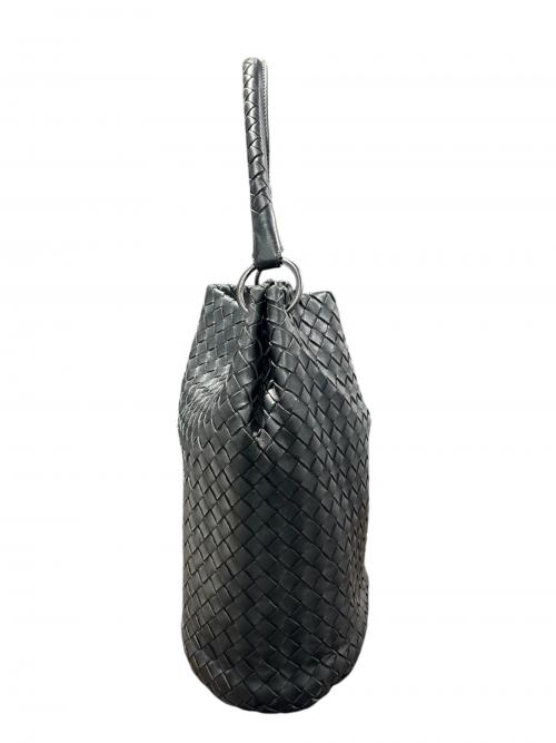 BOTTEGA VENETA（ボッテガベネタ）BOTTEGA VENETA (ボッテガベネタ) イントレチャートワンショルダーバッグ ブラック サイズ:-の古着・服飾アイテム