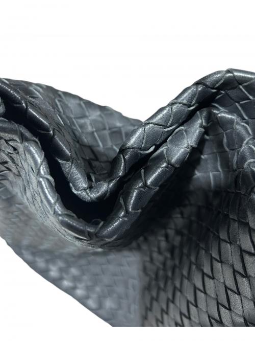 BOTTEGA VENETA（ボッテガベネタ）BOTTEGA VENETA (ボッテガベネタ) イントレチャートワンショルダーバッグ ブラック サイズ:-の古着・服飾アイテム