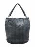 BOTTEGA VENETA (ボッテガベネタ) イントレチャートワンショルダーバッグ ブラック サイズ:-：100000円