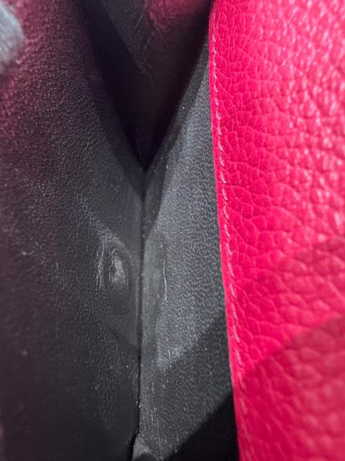 Saint Laurent Paris（サンローランパリ）Saint Laurent Paris (サンローランパリ) 3つ折り財布 ショッキングピンク サイズ:-の古着・服飾アイテム