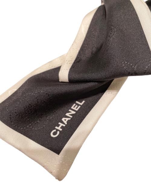 CHANEL（シャネル）CHANEL (シャネル) シャドーカメリア柄 シュシュ ブラック×ホワイト サイズ:-の古着・服飾アイテム
