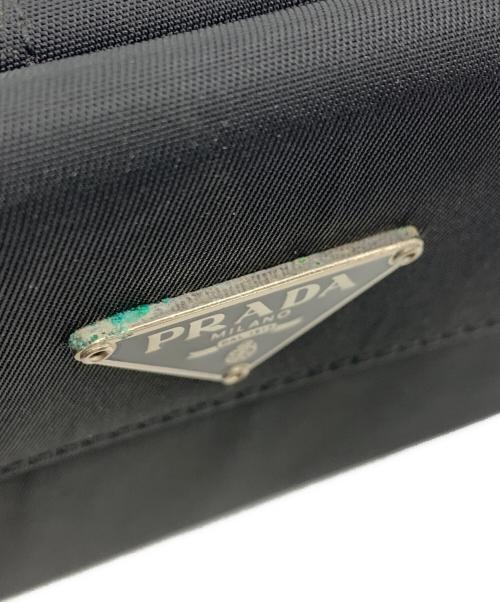 PRADA（プラダ）PRADA (プラダ) 2つ折り財布 ブラックの古着・服飾アイテム
