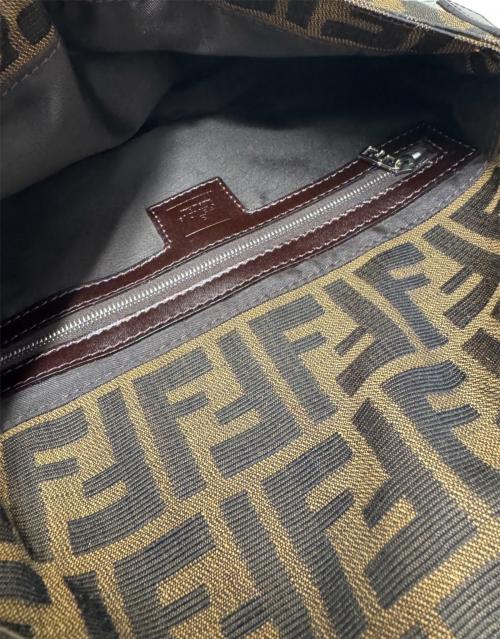 FENDI（フェンディ）FENDI (フェンディ) マンマバッケト サイズ:-の古着・服飾アイテム