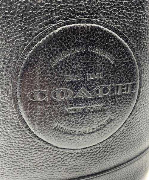 COACH（コーチ）COACH (コーチ) デンプシードローストリングバケットバッグ ブラックの古着・服飾アイテム