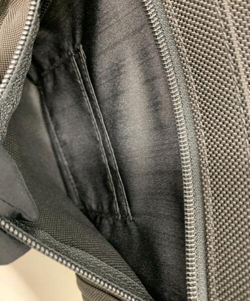 TUMI（トゥミ）TUMI (トゥミ) バリスティックナイロンビジネスバッグ ブラックの古着・服飾アイテム