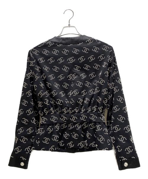 CHANEL（シャネル）CHANEL (シャネル) Faux Pearl Coco Mark Collarless Jacket/フェイクパールココマークノーカラージャケット/P73967V65539 ブラック サイズ:34の古着・服飾アイテム