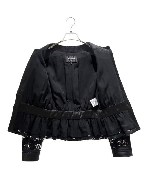 CHANEL（シャネル）CHANEL (シャネル) Faux Pearl Coco Mark Collarless Jacket/フェイクパールココマークノーカラージャケット/P73967V65539 ブラック サイズ:34の古着・服飾アイテム