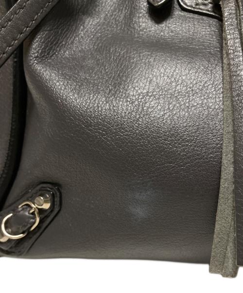 BALENCIAGA（バレンシアガ）BALENCIAGA (バレンシアガ) 2WAYバッグ グレー サイズ:-の古着・服飾アイテム