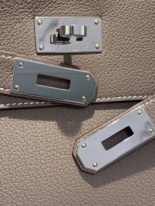 HERMES（エルメス）HERMES (エルメス) Kelly Messenger GM Bag/ケリーメッセンジャーGM エトゥープ サイズ:GMの古着・服飾アイテム