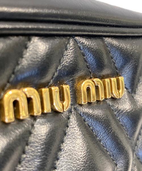 MIU MIU（ミュウミュウ）MIU MIU (ミュウミュウ) マテラッセ ナッパレザー チェーンショルダーバッグ ブラックの古着・服飾アイテム