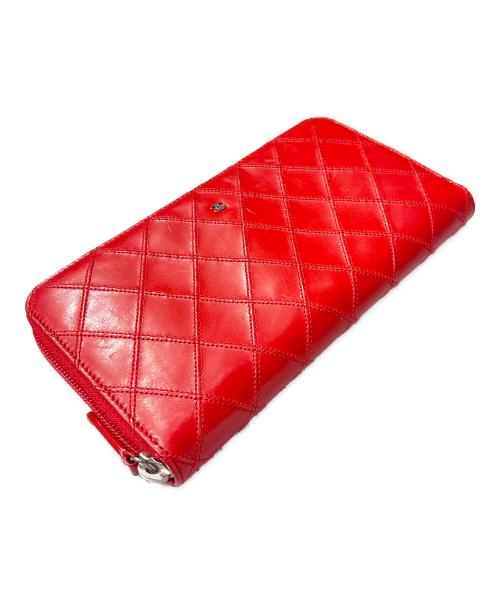 CHANEL（シャネル）CHANEL (シャネル) マトラッセ ピコローレ ラウンド ジッピー ウォレット レッドの古着・服飾アイテム