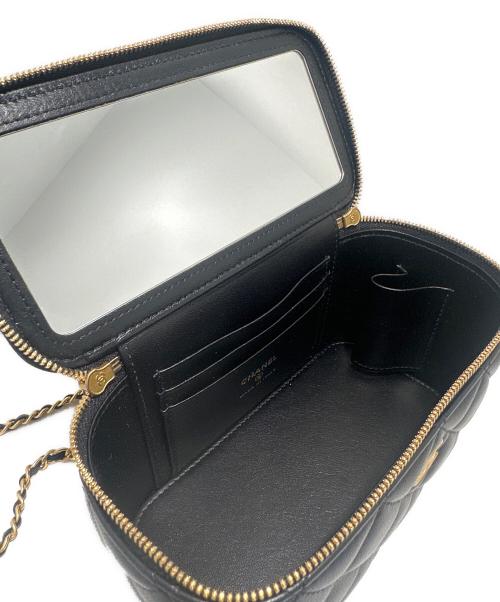 CHANEL（シャネル）CHANEL (シャネル) バニティショルダーバッグ/マトラッセチェーンショルダーバッグ ブラックの古着・服飾アイテム