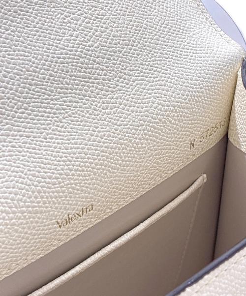 Valextra（ヴァレクストラ）Valextra (ヴァレクストラ) Mini Iside Bag/ミニ イジィデ/WBES0036028LOC99WW アイボリー サイズ:MINI/ミニの古着・服飾アイテム