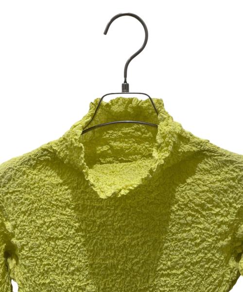 me ISSEY MIYAKE（ミーイッセイ ミヤケ）me ISSEY MIYAKE (ミーイッセイ ミヤケ) タートルネックカットソー イエロー サイズ:-の古着・服飾アイテム