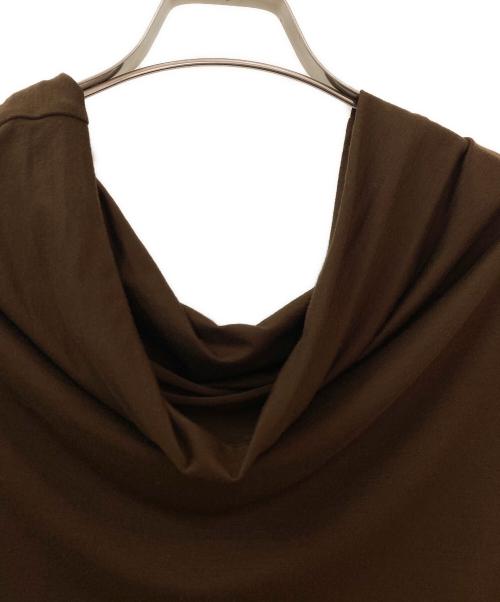 CLANE（クラネ）CLANE (クラネ) DRAPED OFF SHOULDER SOFT CUT TOPS ブラウン サイズ:2の古着・服飾アイテム