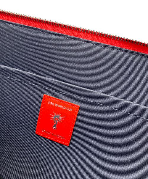 LOUIS VUITTON（ルイ ヴィトン）LOUIS VUITTON (ルイ ヴィトン) クラッチバッグ レッド サイズ:ＧＭの古着・服飾アイテム
