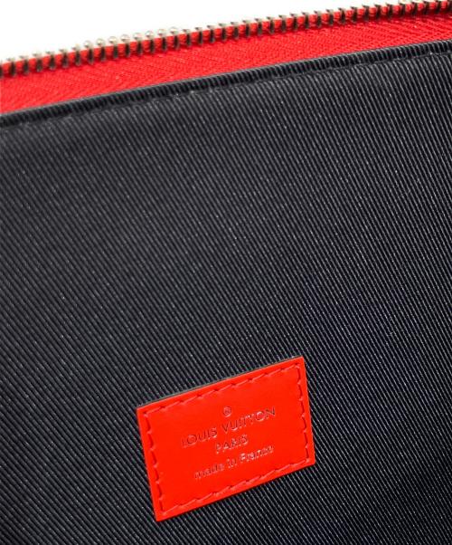 LOUIS VUITTON（ルイ ヴィトン）LOUIS VUITTON (ルイ ヴィトン) クラッチバッグ レッド サイズ:ＧＭの古着・服飾アイテム
