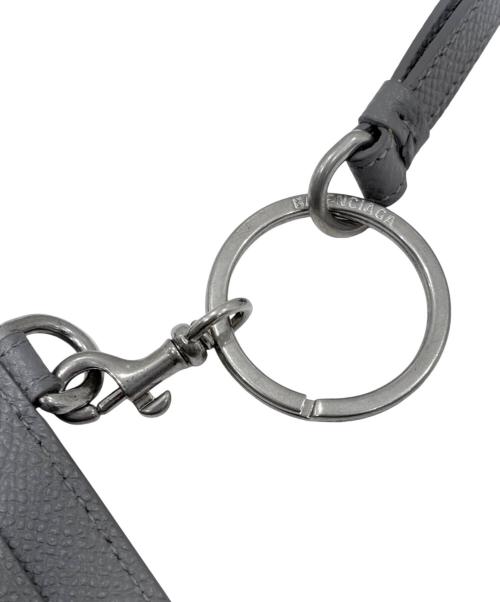 BALENCIAGA（バレンシアガ）BALENCIAGA (バレンシアガ) ネックストラップ付カードケース グレー サイズ:-の古着・服飾アイテム